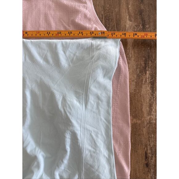Lot of 2 Athleta Tops Lightweight Activewear Pink & Blue Short Sleeve Stretchy M - Picture 8 of 8